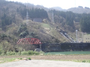寺津橋と神通川第一発電所